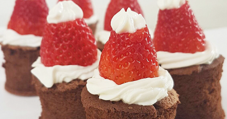 Christmas Edition: Santa Hat Pancake Bites.