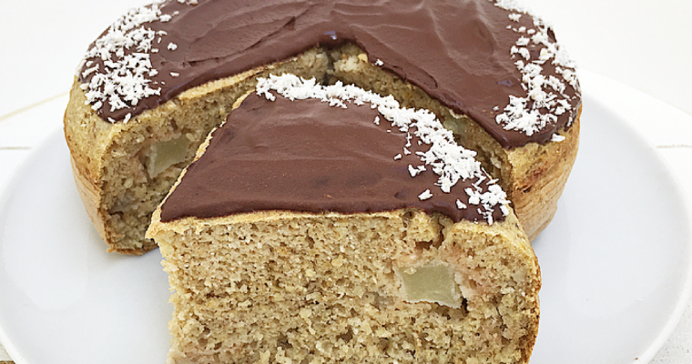 Pancake di avena al limone, mela e cocco con crema al cacao.
