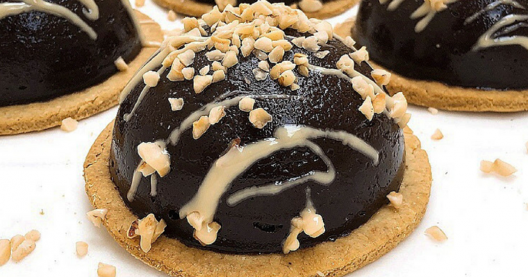 Sfere dolci alla nocciola e cacao su base croccante – Senza zucchero