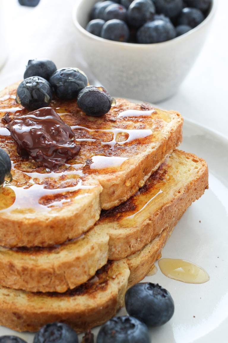 French Toast in padella con pan bauletto integrale Delicious Breakfast